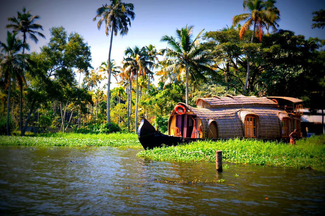 KERALA 6N/7D-FT339- PREMIUM PACKAGE